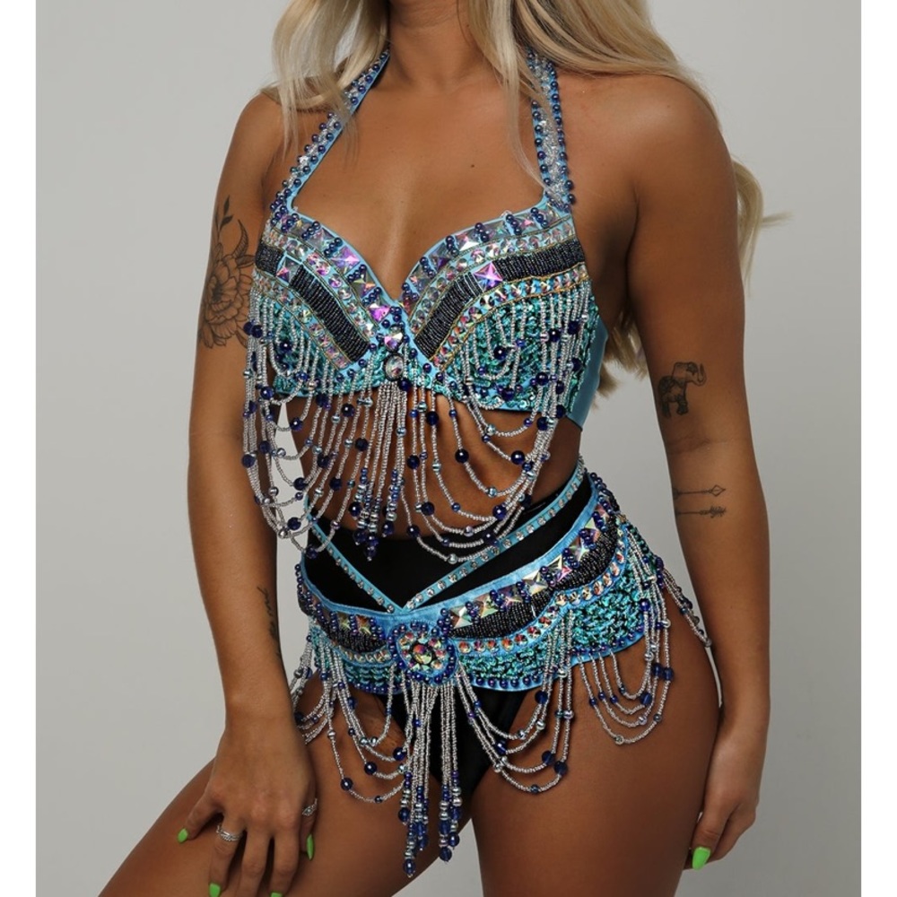 Pretty Radical carnival bra set